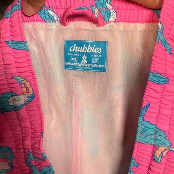 New Chubbies Mens Sz XXL Classic 5.5" Swim Trunks Pink Toucan Do Its Mesh Liner - Picture 7 of 9